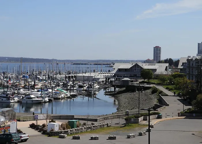 The Waterfront Suites And Marina